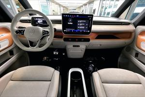 Volk swa gen ID- Buzz 1ère édition 2025, transmission intégrale AWD, moteur électrique EV, énergie automatique, monospace - Product Image 4