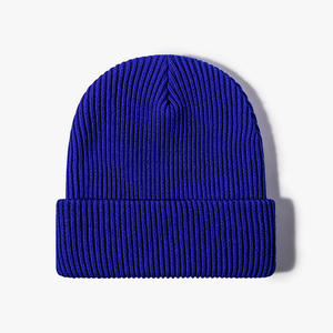 Gorro de punto clásico unisex, suave y cálido, precio de fábrica, venta al por mayor, logotipo bordado personalizado, gorro de invierno unisex, EE. UU. - Product Image 1