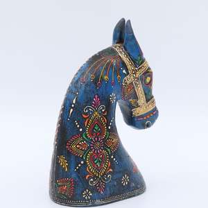 Estatuilla de cabeza de caballo de madera negra ligera Instalación de decoración del hogar de mesa de hierro - Product Image 6