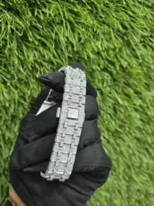 นาฬิกาหรูสำหรับผู้หญิงประดับเพชรโมอิสซาไนต์ 925 คุณภาพ VVS ผ่านการทดสอบเพชร 100% สไตล์ฮิปฮอป VVS1 เครื่องประดับสำหรับคนรักฮิปฮอป - Product Image 5