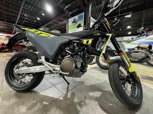 Offre aux enchères 2024 : Nouvelles motos Supermoto 701 avec une vitesse maximale de plus de 80 km/h, puissance 1001-2000W, origine américaine, acompte requis - Product Image 5