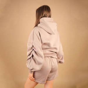 Ensemble de sweat-shirts et shorts décontractés pour femmes, hiver, tissu polaire léger et écologique, toucher doux, respirant, confortable, design 2 pièces - Product Image 5