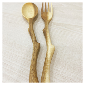Cuillère en bois naturel de haute qualité pour la cuisson en remuant le service disponible en plusieurs tailles et styles Cuillère en bois cuisson - Product Image 1