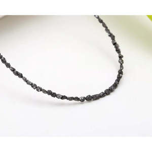 Collier de perles de diamant noir brut non taillé 2-3mm, 16 pouces - Product Image 5