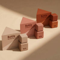 Emballage cosmétique personnalisé en verre rose de 1 oz (30 ml) en forme de cube, flacon pour sérum, lotion, avec pompe anti-fuite