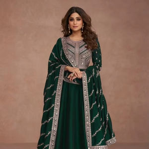 Shalwar Kameez en soie de designer pour femmes, 3M Flair, broderie Jari, prêt à porter avec doublure en micro-soie - Product Image 1