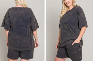 Nouveauté T-shirt en jersey 100% coton 220 GSM pour femme, à manches courtes, coupe oversize, col rond, épaules tombantes, délavé à l'acide, motif diamants perforés - Product Image 2