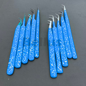 Pinzas Profesionales para Pestañas con Punta de Fibra Mega Volumen, Agarre de Diamante, Acabado Azul Dorado, Probadas a Mano, Acero Inoxidable, Personalizadas - Product Image 6