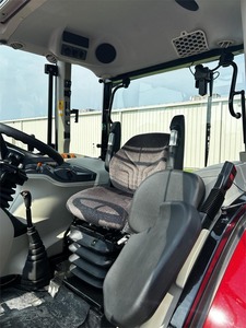 Tracteur Massey Ferguson 4610 99HP 4WD à vendre, machine agricole durable et économique, efficace et fiable pour le travail du sol, le jardinage et l'agriculture - Product Image 3