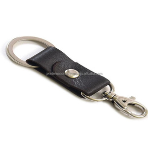 LLavero de cuero marrón con acabado satinado, gancho resistente y sencillo, hecho a medida, a precio de venta al por mayor - Product Image 2