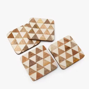 Dessous de verre carrés modernes en écorce de manguier 5mm d'épaisseur Décoration créative de table en bois pour boissons et verres à vin à bas prix - Product Image 5