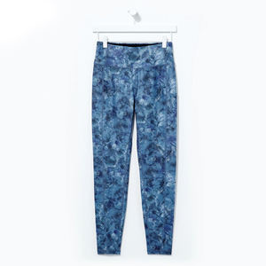 Mallas informales transpirables de cintura alta para mujer, logotipo personalizado, precio al por mayor, diseño OEM, Etiqueta Privada, impresión por sublimación para Yoga - Product Image 6