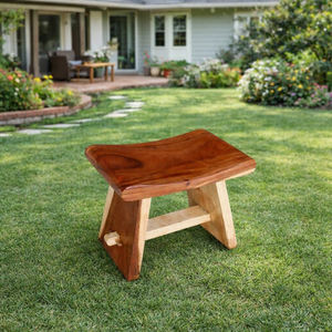 Taburete Curvo de Madera Maciza de Suar/Monkey Pod, Diseño Industrial Moderno, Construcción Duradera y Ecológica, Precio Competitivo, para Sala de Estar - Product Image 5