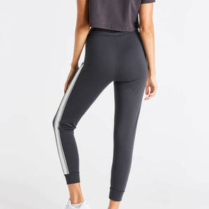 Pantalones informales de mujer de último estilo superventas 2025 en Color sólido, pantalones ligeros de estilo callejero para mujer - Product Image 6