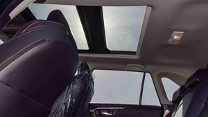 Toyota RAV-4 Adventure 4WD 2.5L Gasolina Usada, Modelo Europeo Superior, Volante a la Izquierda/Derecha, Entrega Rápida Disponible, Vehículo en Oferta - Product Image 6