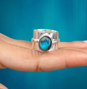 Anillo de piedras preciosas de labradorita de Plata de Ley 925 de diseñador hecho a mano, ajuste de bisel, joyería de boda para fiestas, aniversarios - Product Image 1