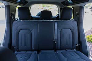 LAND ROVER DEFENDER 110 USADO 2021, Volante a la Izquierda/Derecha - Product Image 2