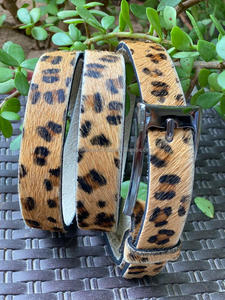 Cinturón de piel con hebilla duradera, Cinturón de piel con estampado Animal hecho a mano - Product Image 3