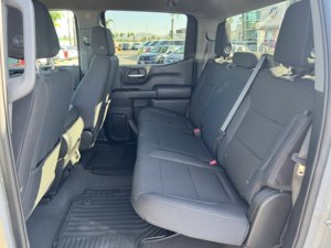 Chevrolet Silverado 1500 Custom 2024 Usado en Buen Estado - Product Image 5