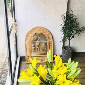 Espejo Decorativo Arqueado de Mimbre Rústico Hecho a Mano de Alta Calidad - Product Image 2