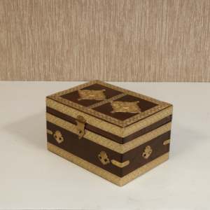 Eco Vibe Boîte à bijoux en bois poli Nature Craft Gift Box Réutilisable Personnalisable Forest Edge Artisans Legacy Organizer - Product Image 3