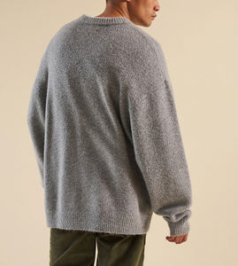 OEM/ODM Streetwear 100% coton pulls pour hommes logo brodé personnalisé couleur unie vêtements d'hiver tricot anti-rétrécissement - Product Image 2