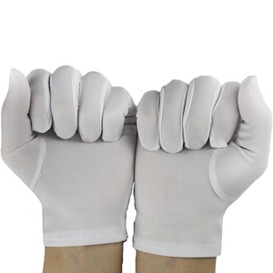 Gants maçonniques pour hommes en coton écologique, brodés, couleur noire, respirants, durables, taille personnalisable pour l'extérieur - Product Image 1