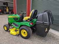 Tractor cortacésped diésel John Deere X794 con dirección en las 4 ruedas y sistema de recogida de césped de 3 bolsas Power Flow
