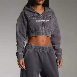 ชุดวอร์มสำหรับผู้หญิงชุดครอปแบบมีฮู้ดและกางเกงลายปักลายด้วยกรดซักได้ตามต้องการ - Product Image 3