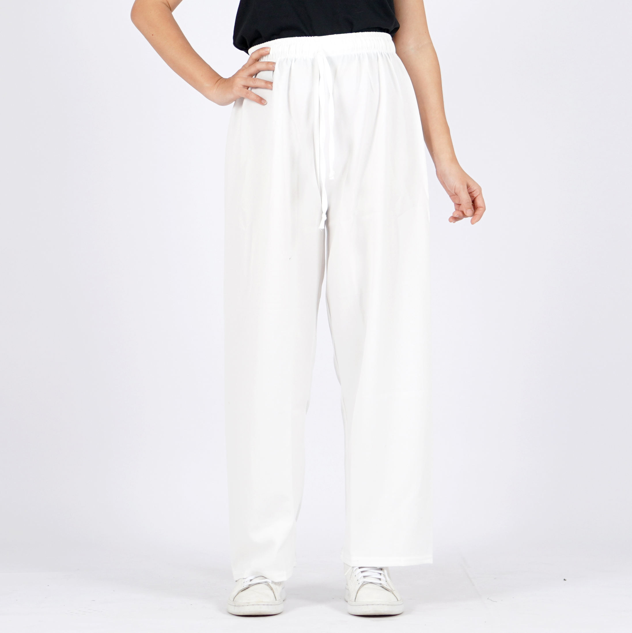 สีขาวแตก