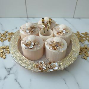 Plateau de service en résine époxy multi-usages très demandé pour les aliments, les boissons, le thé, le café et les fêtes, disponible en designs personnalisés - Product Image 1