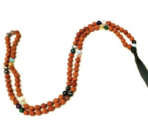 ลูกปัดรูดราคชาคุณภาพสูงจาก Rudra Gems ทำจากหินธรรมชาติ 9 เม็ด 108 เม็ด ถักด้วยมือ สร้อยคอแบบมala  งานฝีมือจากผู้อื่น - Product Image 3