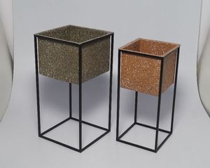 Different Quality Manually Manufacture <b>Metal</b> Galvanized Iron Planter Galvanized Planter for Home and Garden Use - Product Image 4