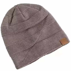 Gorro con logotipo bordado personalizado OEM, superventas, tejido sencillo diario, gorro de punto unisex de lana para invierno lejano, gorro con puños diarios - Product Image 4