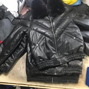 Veste en cuir de mouton véritable pour homme Noir Biker V-Bomber Style Casual Motorbike Design Front OEM Breathable Made Pakistan - Product Image 5