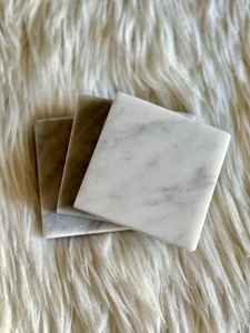 Ensemble de dessous-de-verre en marbre Carrara blanc carré, dessous-de-verre en pierre naturelle pour boissons - Product Image 4