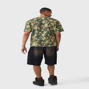 Camiseta de algodón 100% de calidad superior para hombre, estampado de camuflaje de estrella personalizado, cuello extendido secado rápido y de gran tamaño, ajuste perfecto para cualquier punto - Product Image 2