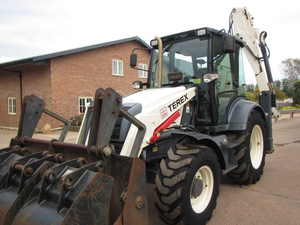 Chargeuse-pelleteuse Terex 880SX d'occasion, 100 CV, 4x4, diesel, chargeuse de chantier, excavatrice à vendre - Product Image 3