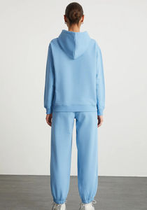 Survêtement streetwear à capuche personnalisé pour femme OEM/ODM, logo imprimé sur mesure, 100 % polyester léger, ensemble 2 pièces, coupe classique - Product Image 4