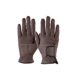 Guantes de invierno de cuero ecuestre optimizados para rendimiento Personalización de microtelas Equipo deportivo de seguridad para carreras OEM - Product Image 1