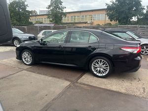 Camry 2021 Usado con Asientos de Cuero, Interior Oscuro, Control de Crucero Adaptativo - Product Image 4