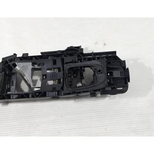Supporto Maniglia Anteriore Destra MERCEDES Classe A (W177) A0997601802 (18>) - Product Image 3