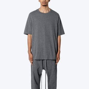 T-shirts à manches longues surdimensionnés pour hommes de haute qualité Coupe décontractée Streetwear Style Hip Hop disponible pour la vente en gros - Product Image 1