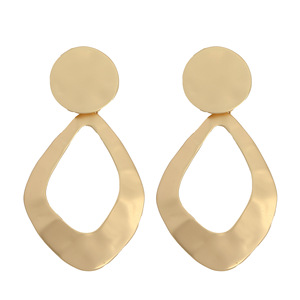 Orecchini Pendenti Geometrici Dorati di Tendenza, Irregolari e Vuoti, Gioielli in Metallo Astratti Minimalisti, Vendita all'Ingrosso - Product Image 4