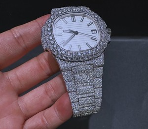 Montre à quartz automatique entièrement en moissanite blanche pour un style professionnel, boîtier en acier inoxydable, cadran, design de la montre, verre pour hommes - Product Image 3