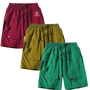 Short coupe-vent moderne de coupe athlétique avec taille personnalisée Short coupe-vent de poche avant pour hommes - Product Image 1