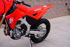 Nouvelles motos Honda CRF450RX 2025 authentiques en vente - Product Image 5