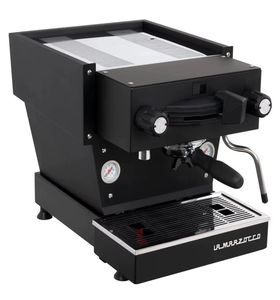Machine à expresso semi-automatique compacte haut de gamme La Marzocco pour usage domestique et commercial, neuve en magasin - Product Image 3