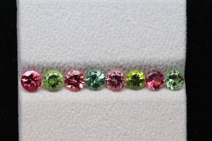 Piedra Preciosa de Turmalina Natural de 3 mm, Facetada, Suelta, Forma Redonda, Gemas de Turmalina Multifacéticas, Piedra de Primera Calidad para Joyería - Product Image 3