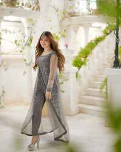 Shalwar Kameez en soie pakistanaise pour occasions formelles |   Style Maxi - Product Image 3